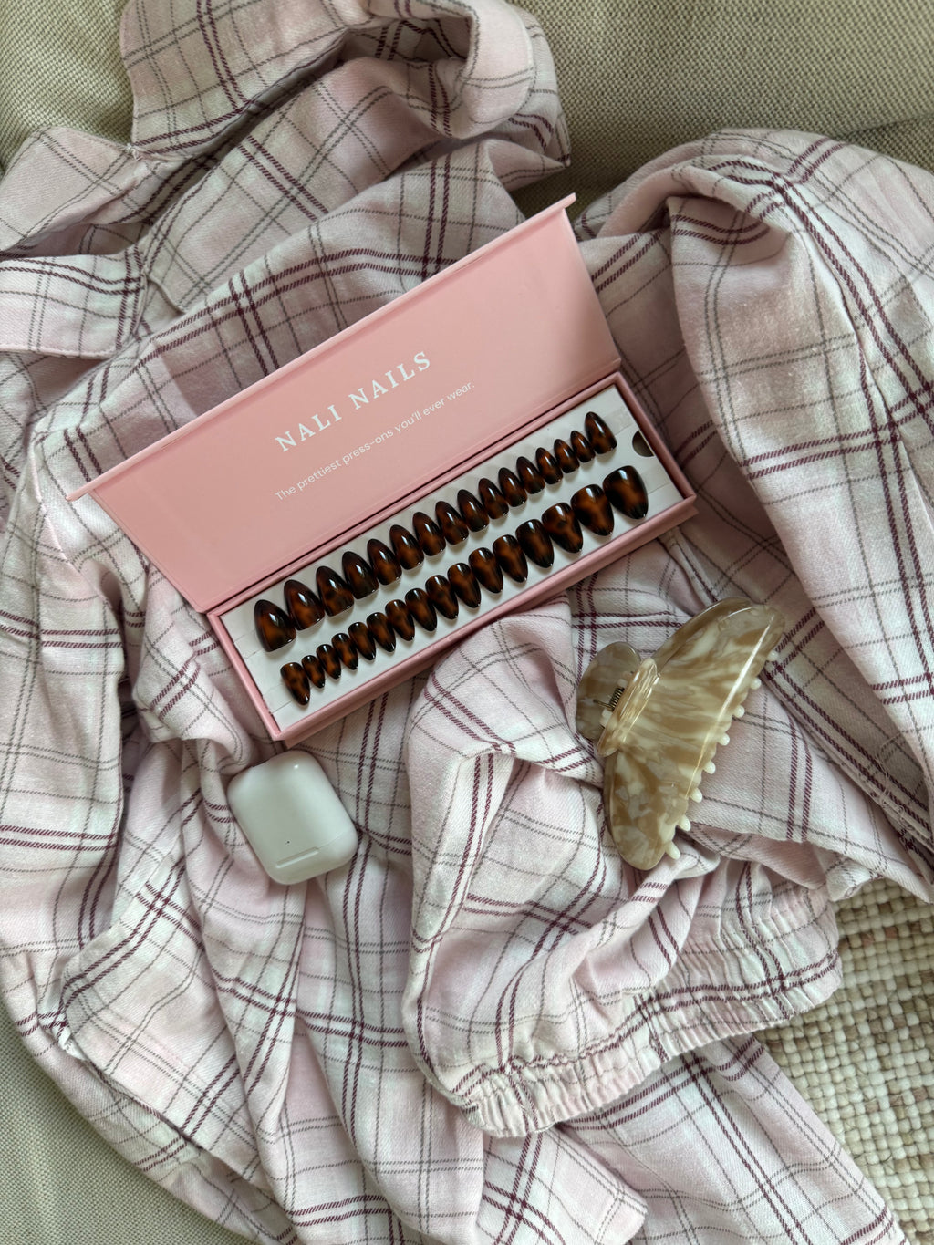 Tortoise Brown reusable press-on nails