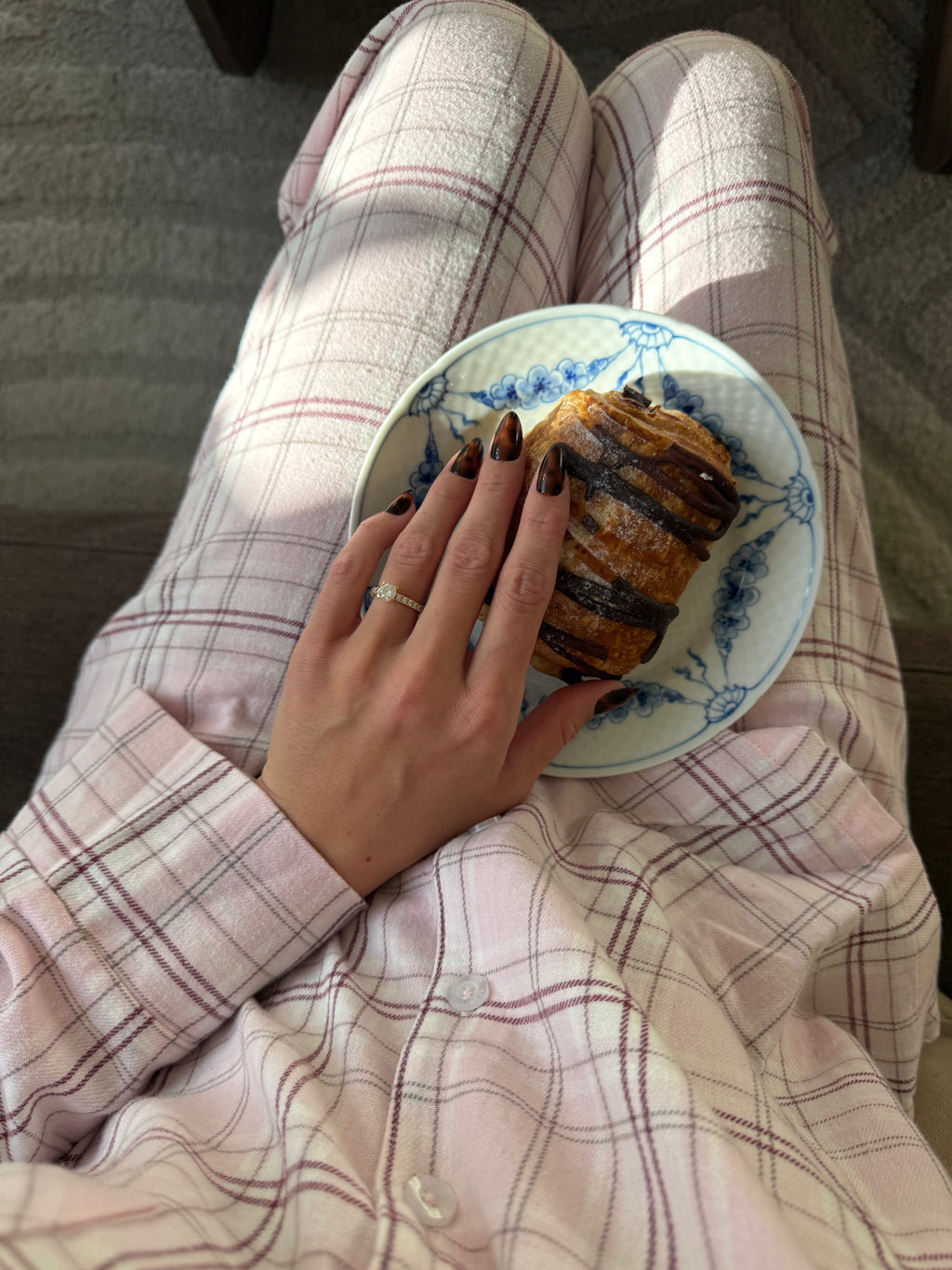 Tortoise Brown reusable press-on nails