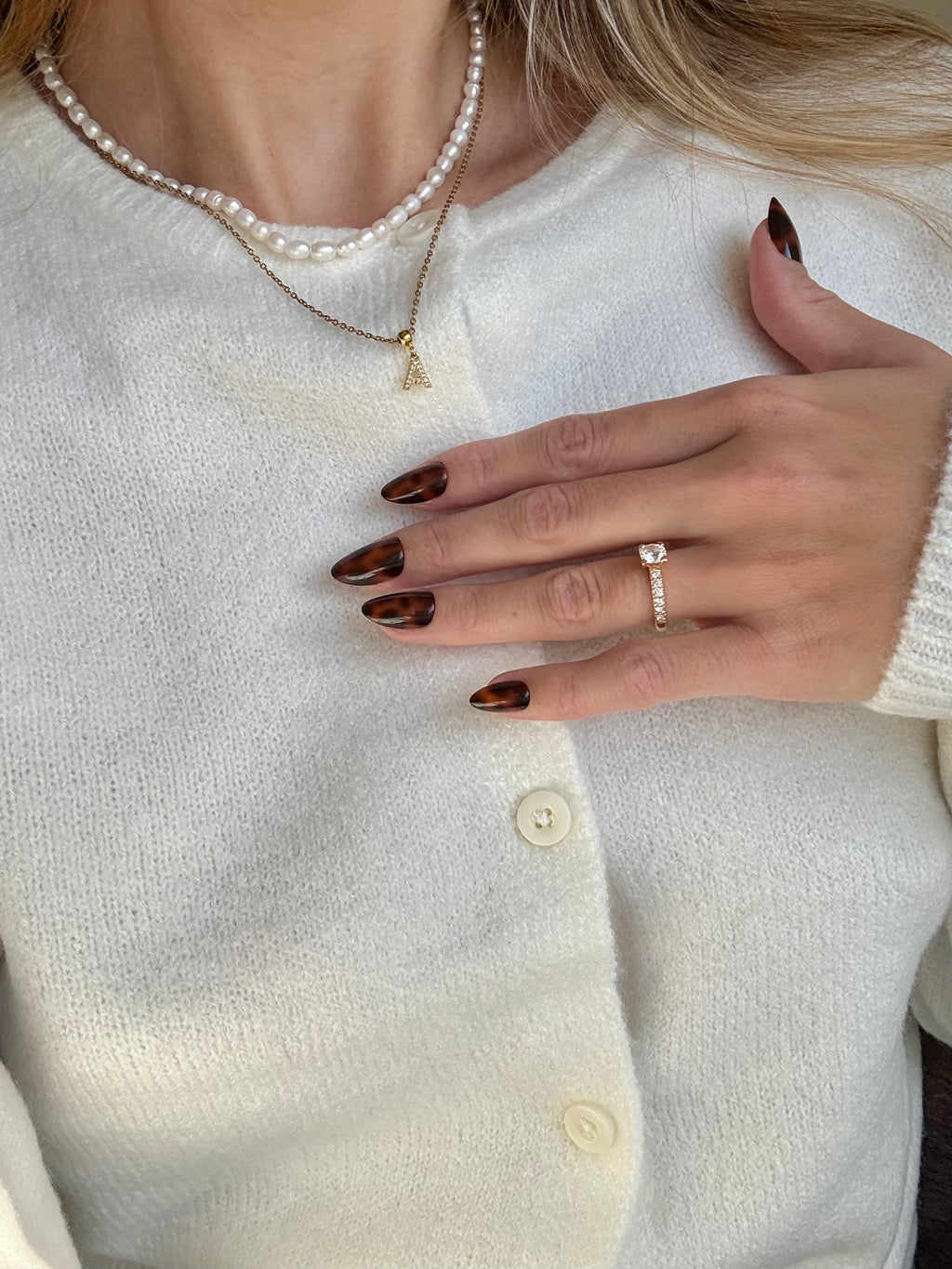Tortoise Brown reusable press-on nails