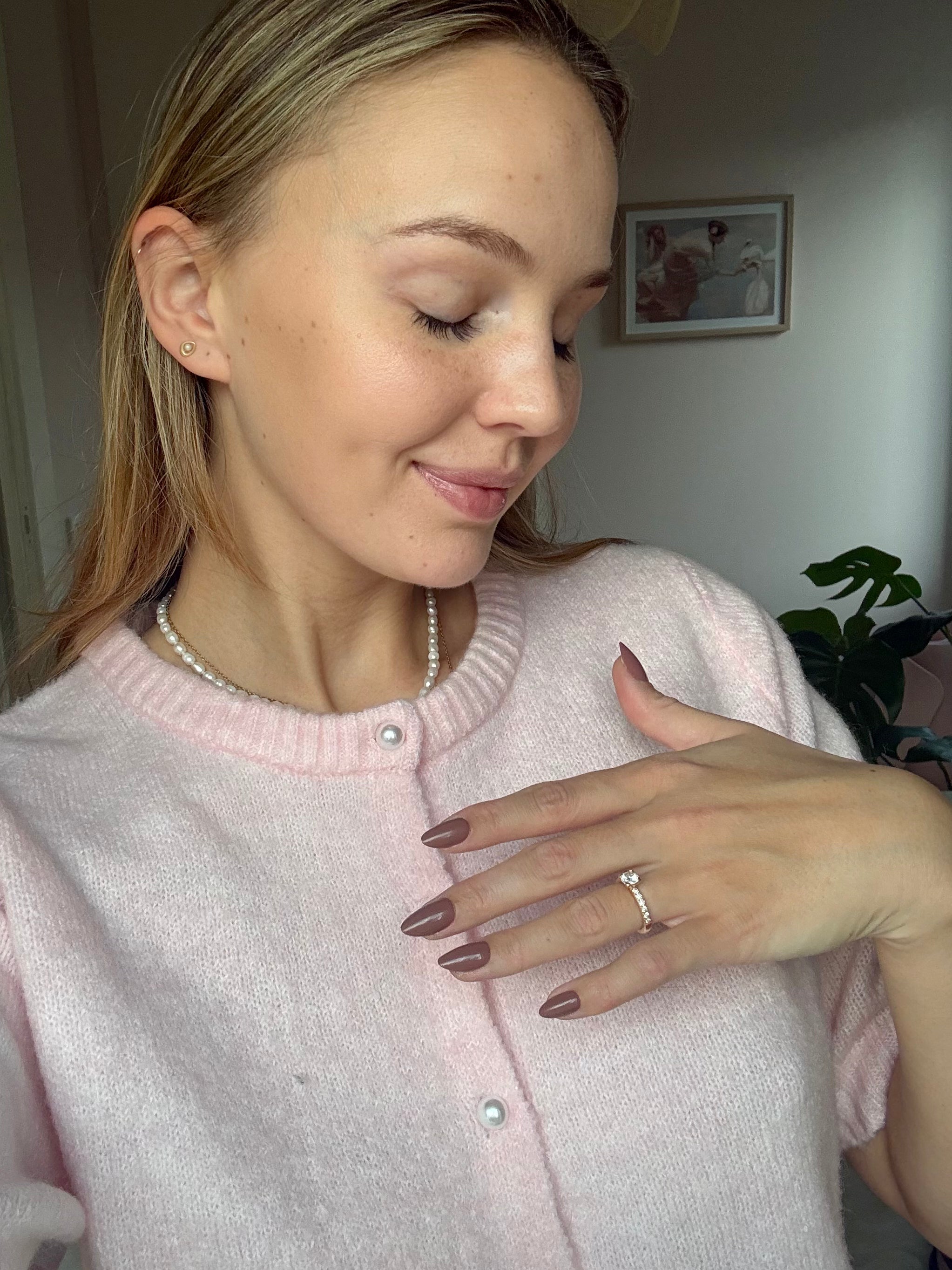 Cappuccino reusable press-on nails