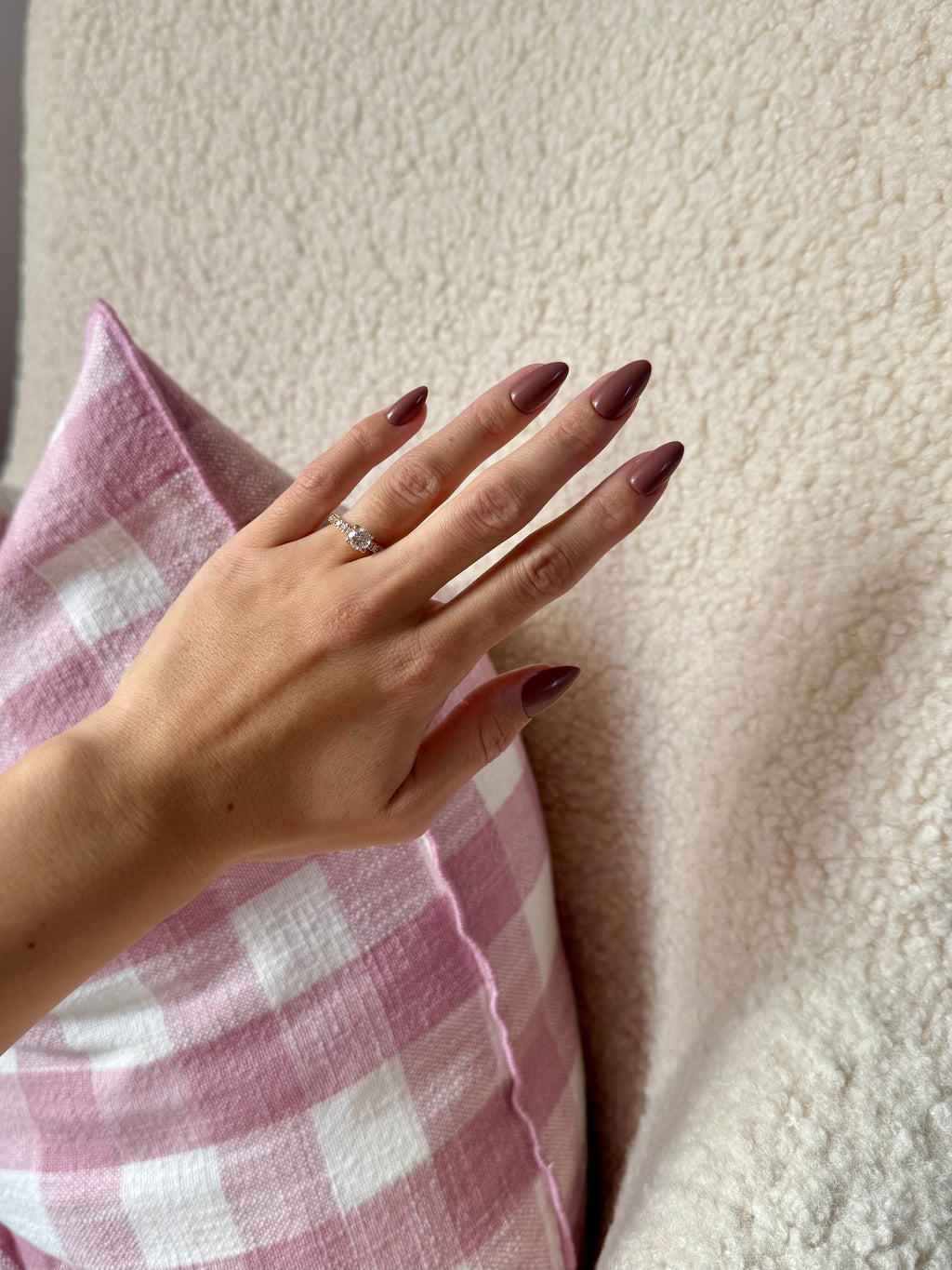 Cappuccino reusable press-on nails